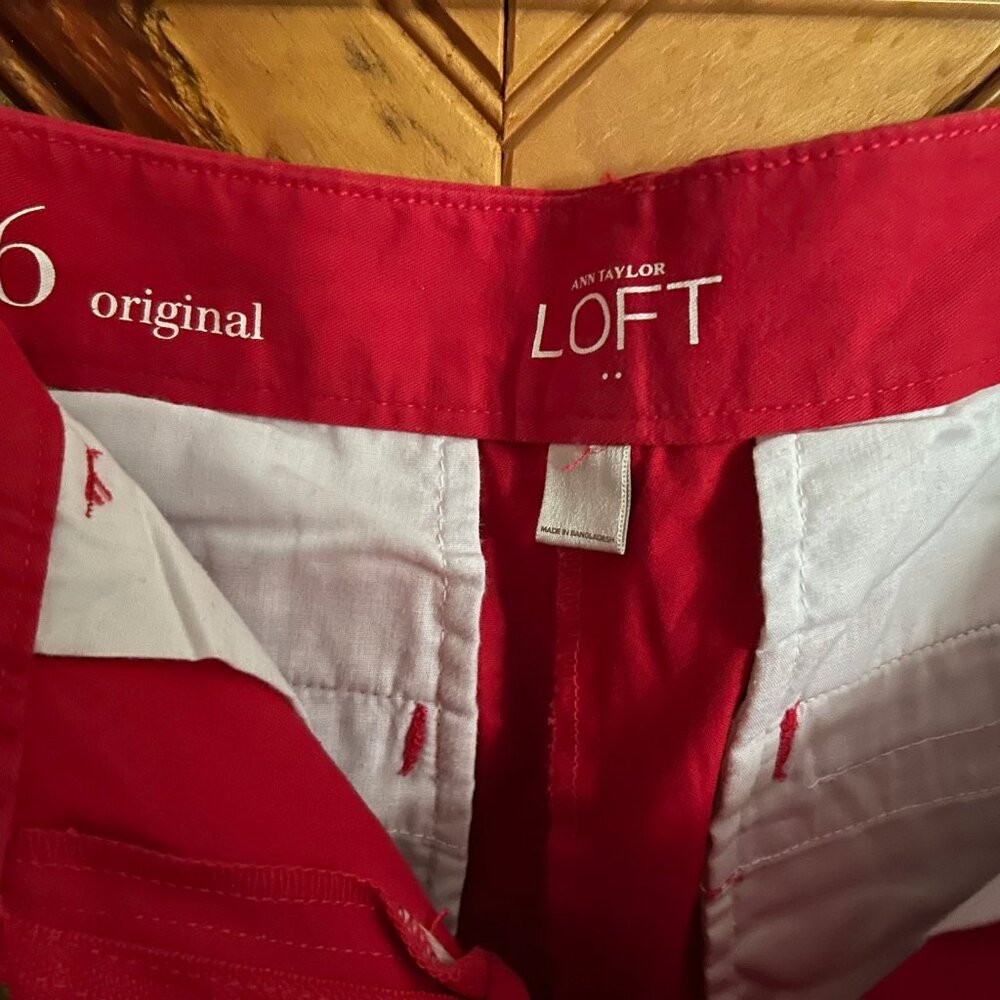 Loft Red Shorts - Picture 3 of 3